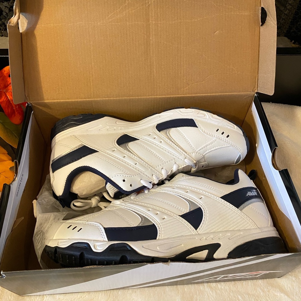✨NEW✨Men's Avi-Verge Cross Training Shoes, SIZE 11 extra wide - Picture 7 of 9